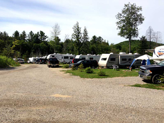 Camping au Petit Lac-Simon